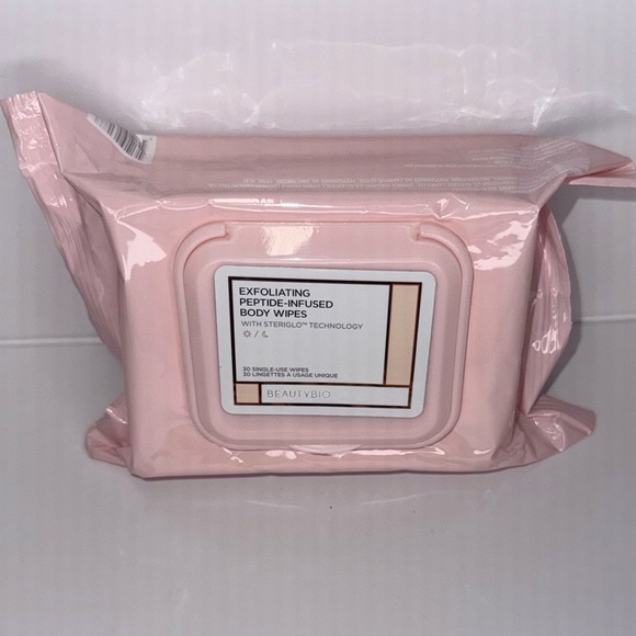 BeautyBio Exfoliating Peptide Body Wipes - Picture 3 of 4